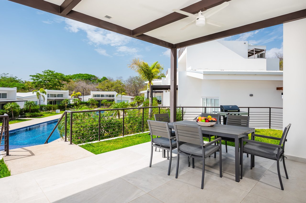 The Enclave | Ultra-Modern 5 Bedroom Villa Located Minutes From the Beach!