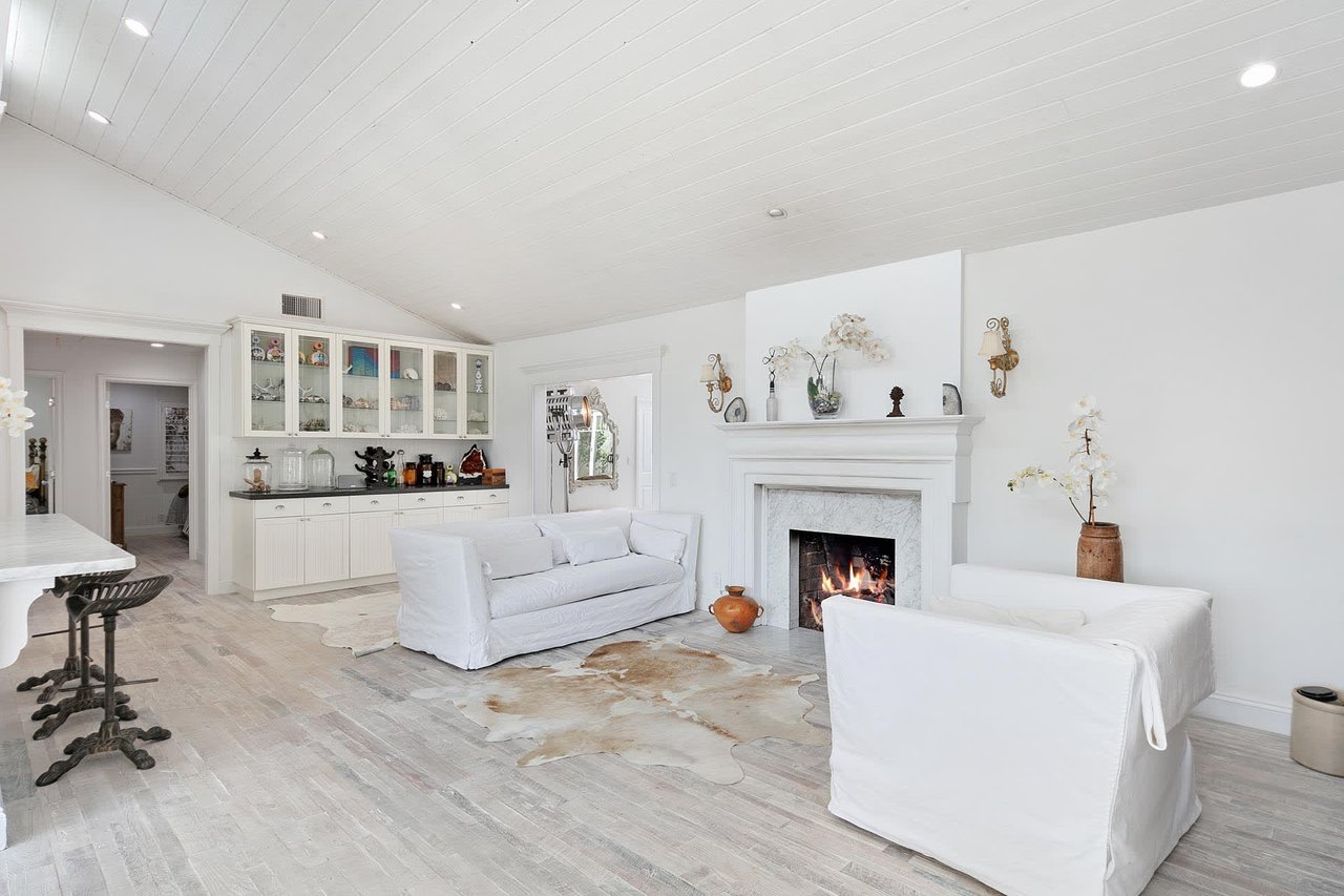 Heavenly Broad Beach Home