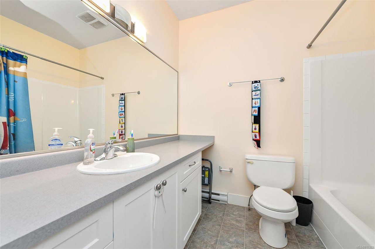 108-1924 Maple Ave, Sooke