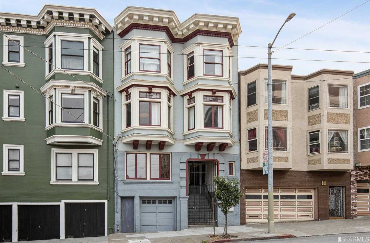 1821 Hayes Street