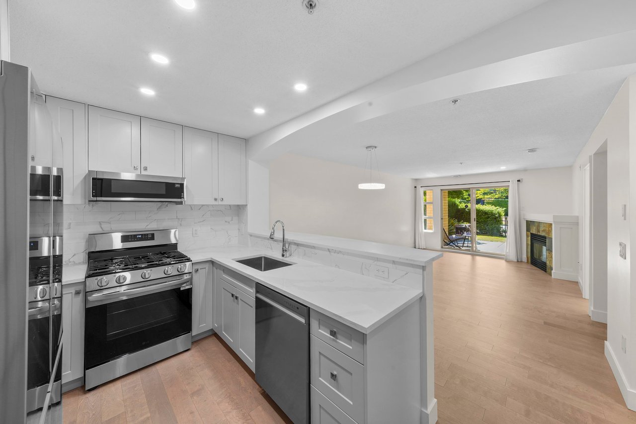 104-2338 Western Pkwy