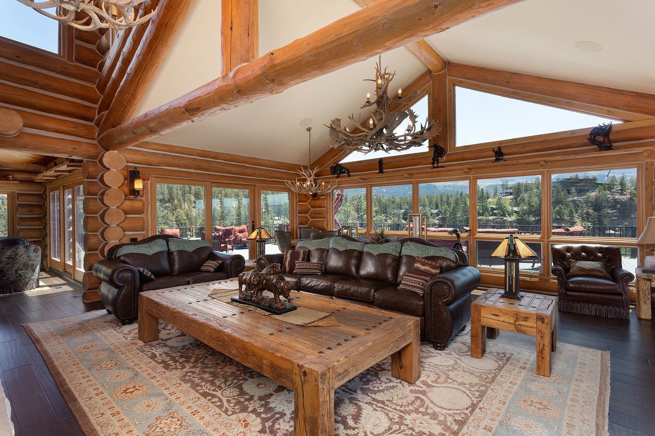 110 Peregrine Drive