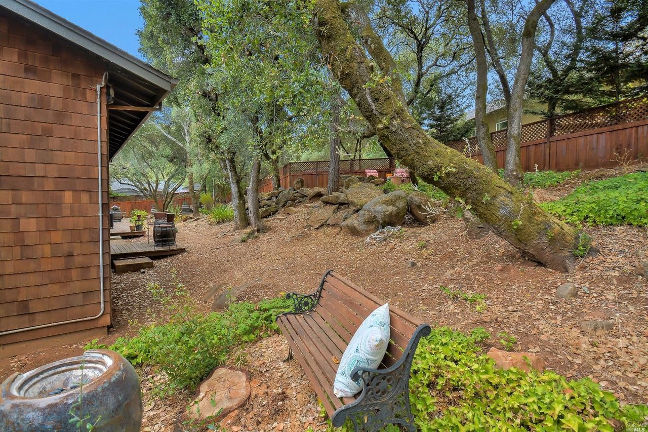 824 Olive Glen Ct
