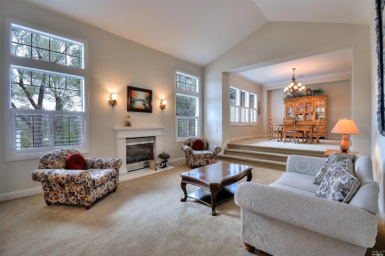 824 Olive Glen Ct