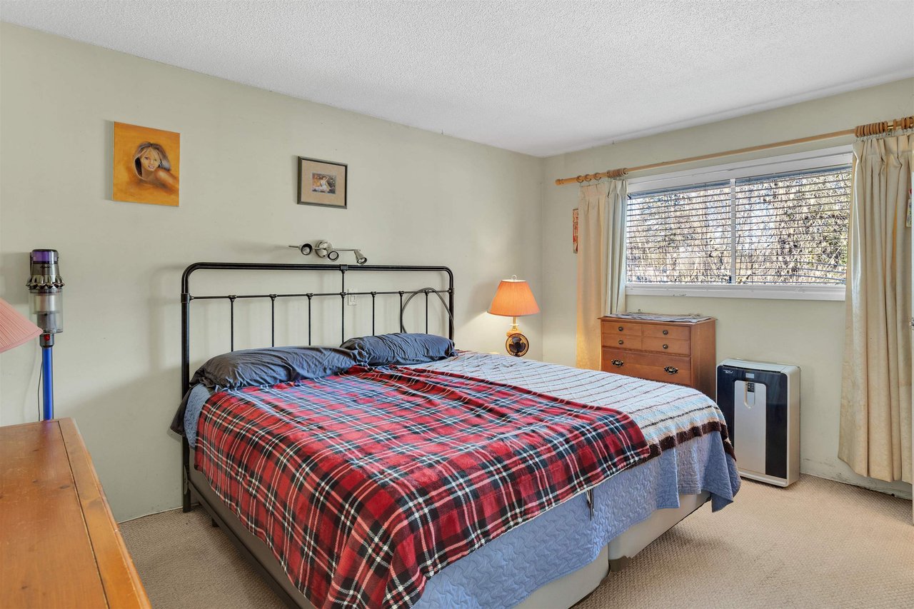 14663 109 Ave