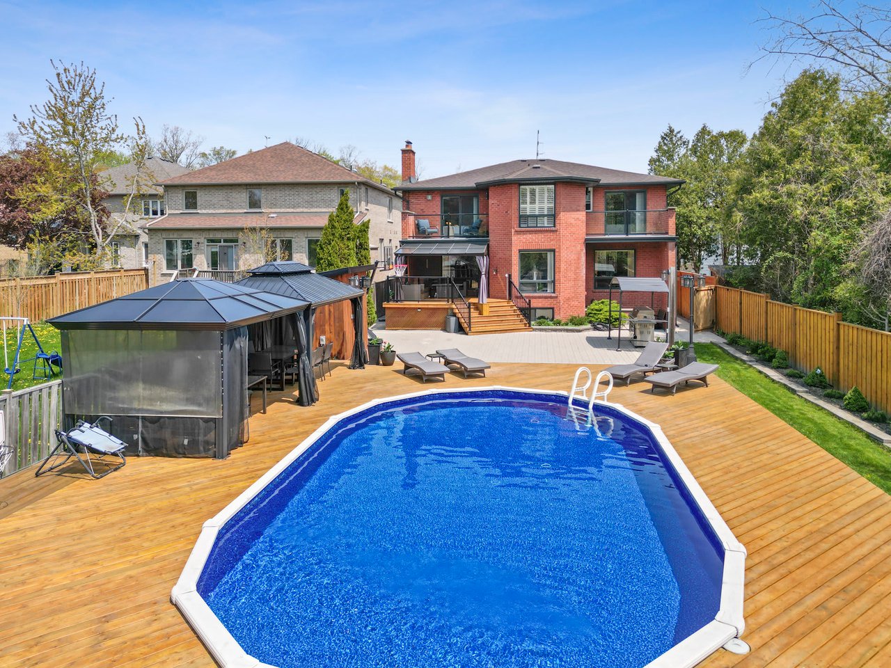 1414 Cawthra Rd
