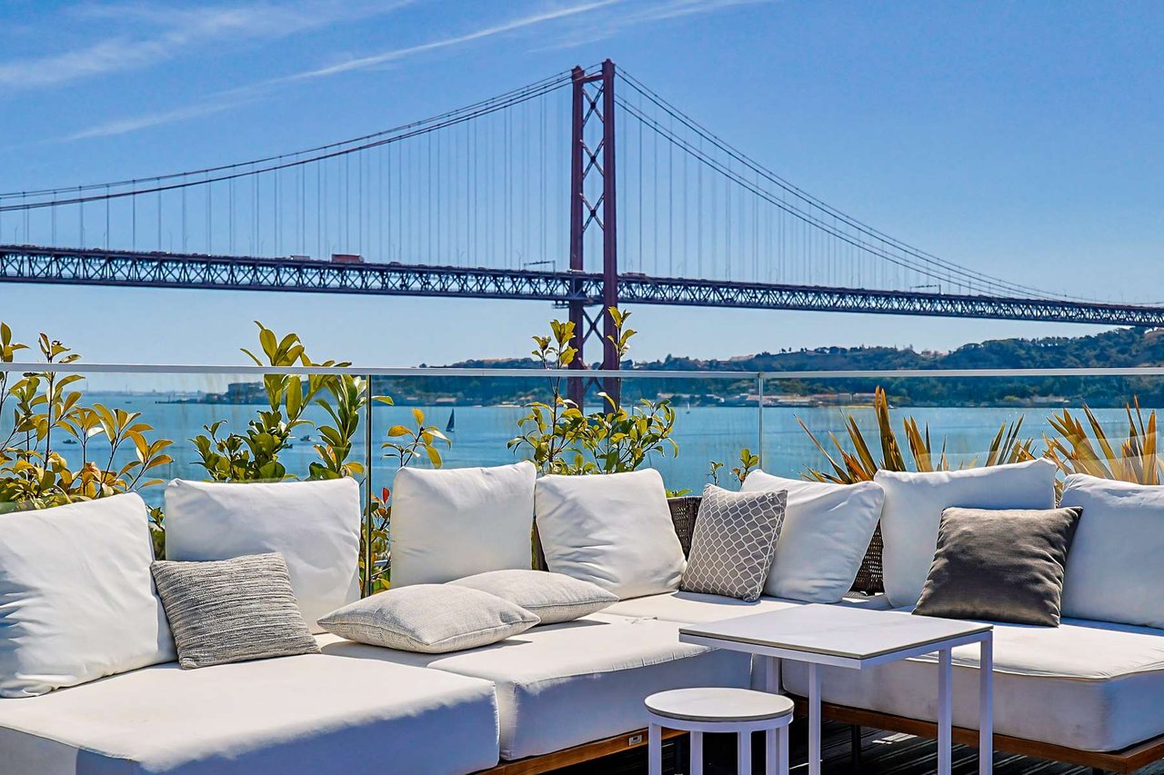 One-Bedroom Apartment in Lisbon’s Hyatt Regency