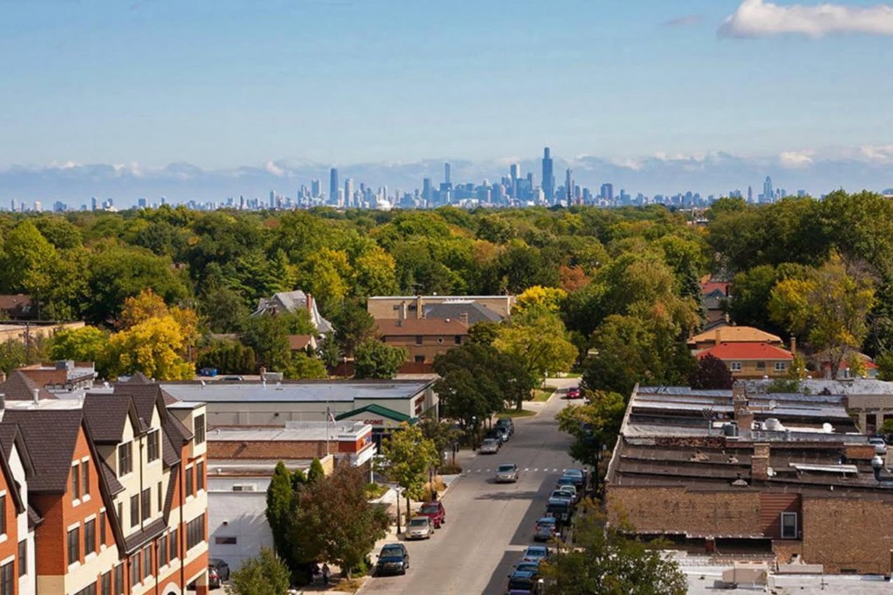 From Elmwood Park to River Forest, Get to Know These 3 Illinois Communities cover
