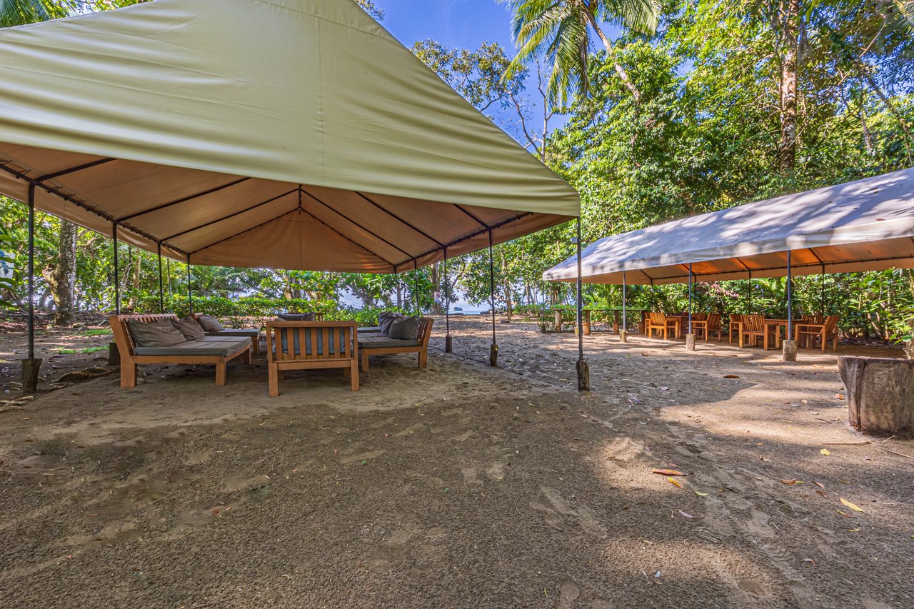 Beachfront Penthouse Luxury Condo, Uvita, Puntarenas
