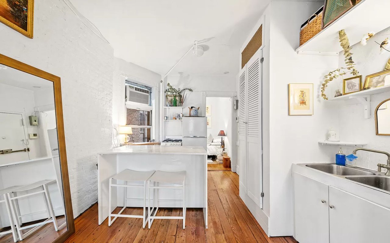 138-140 W 10th Street Unit: 5FE