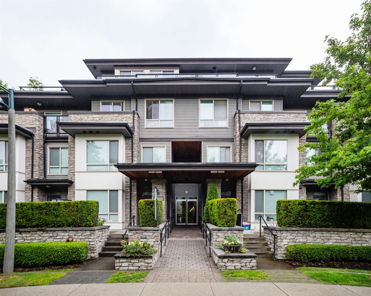 107-7478 Byrnepark Walk