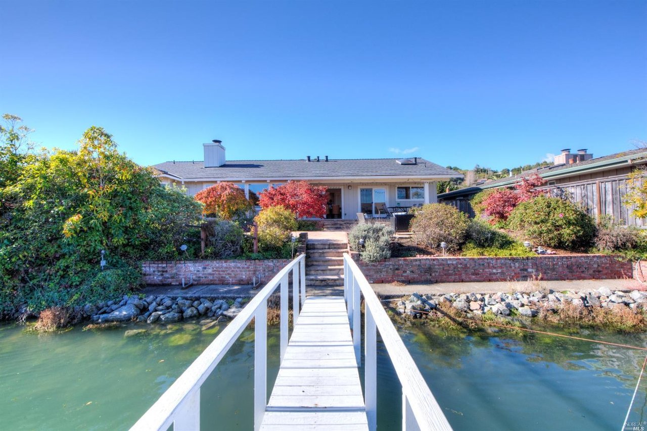 Charming Waterfront Property with Private Boat Dock- Represented Seller