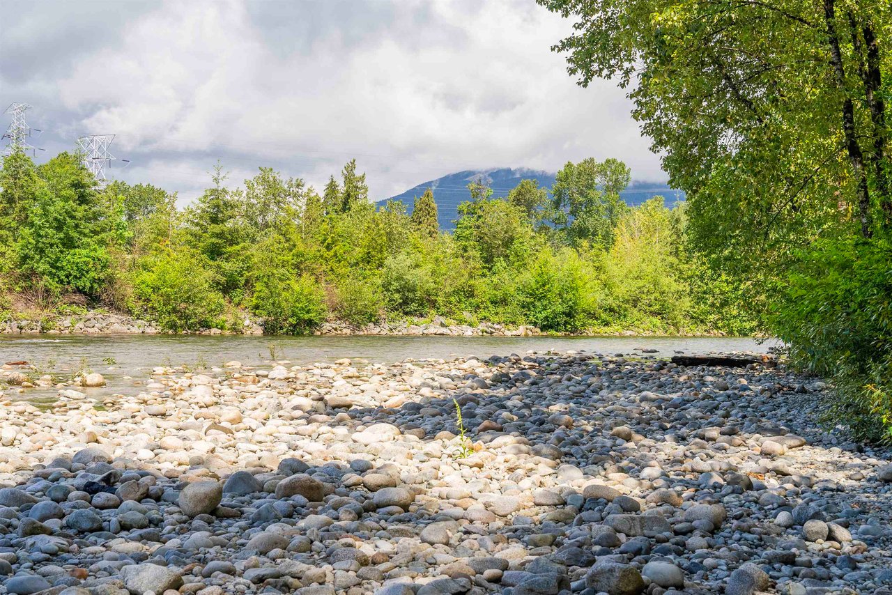 14-433 Seymour River Pl