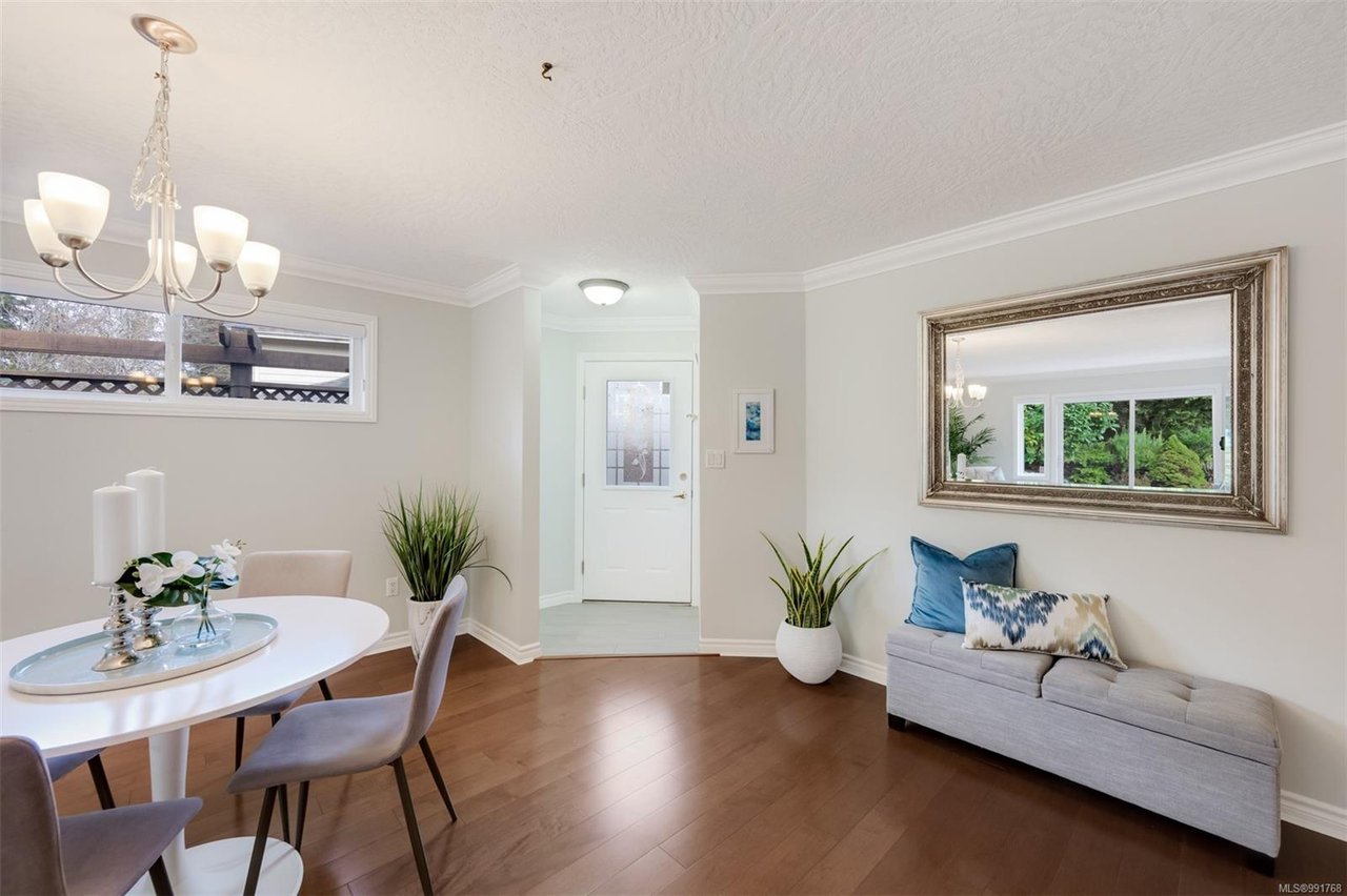 32-108 Aldersmith Pl