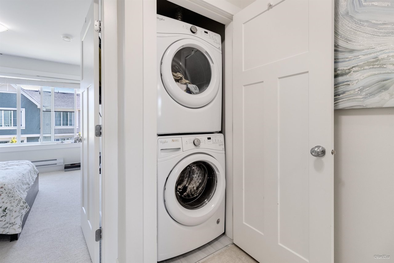 18-8699 158 St