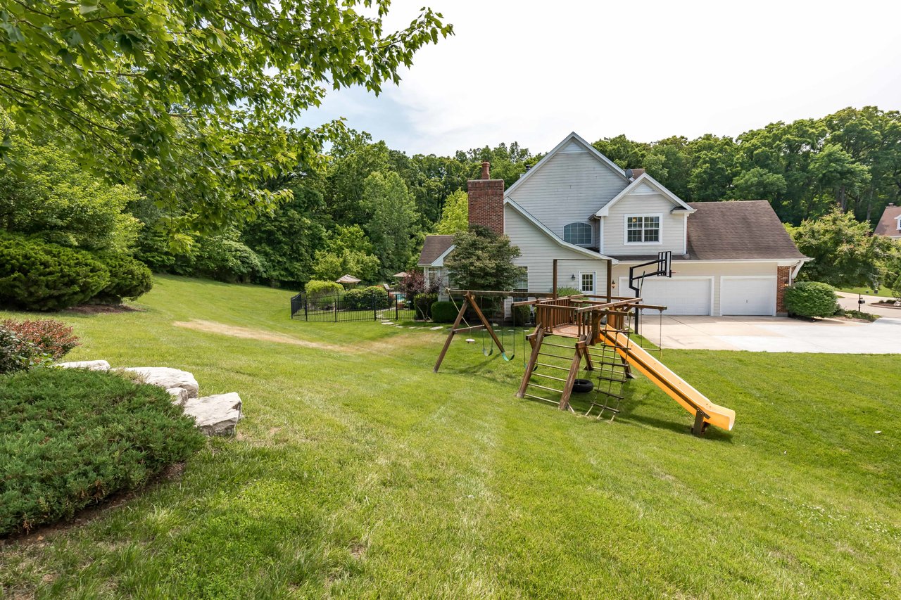 Newer Construction and Oh So Close to Chesterfield Amenities