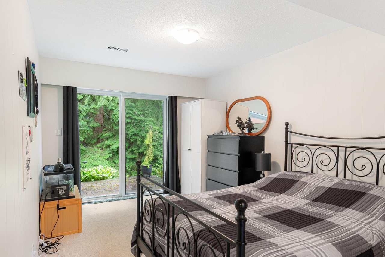 1760 Medwin Pl