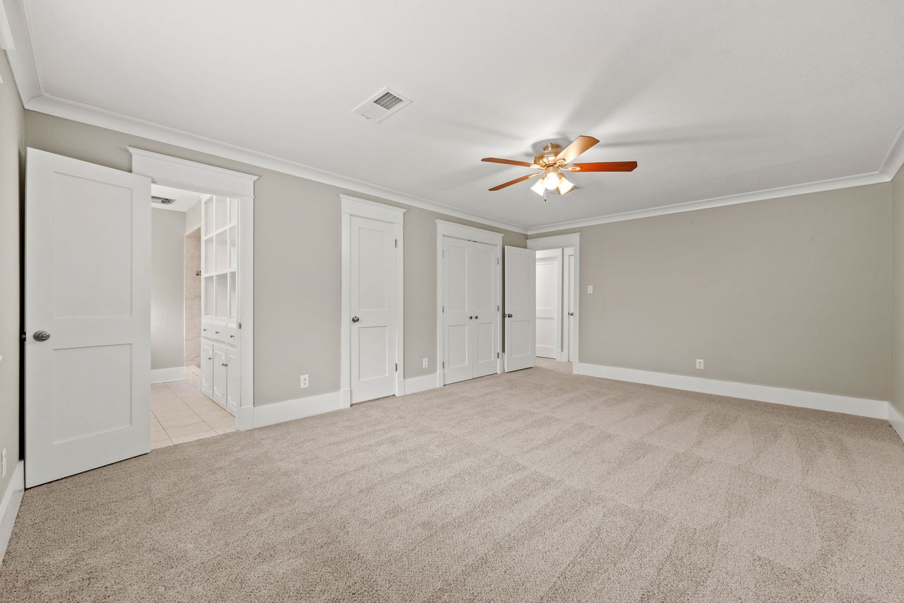 2912 Ashbury Drive