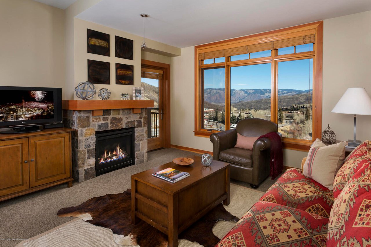 60 Carriage Way, #3224