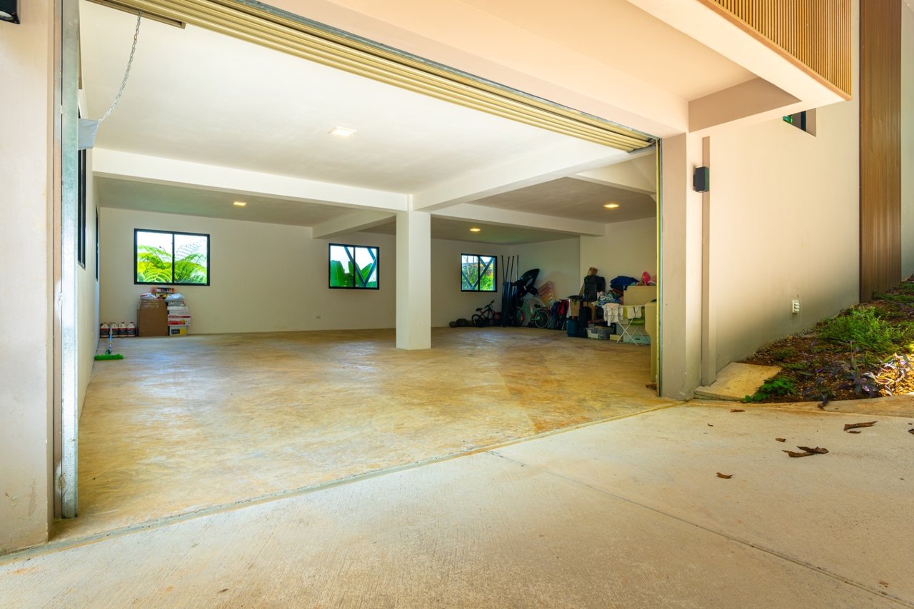 Oceanview Contemporary Luxury Estate, Ojochal, Puntarenas