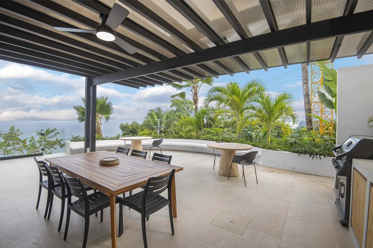 Cliffside Ocean View Estate, Jaco, Puntarenas