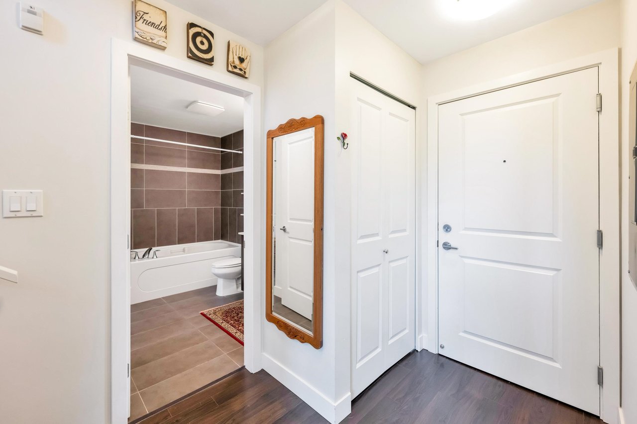 12-15850 26 Ave