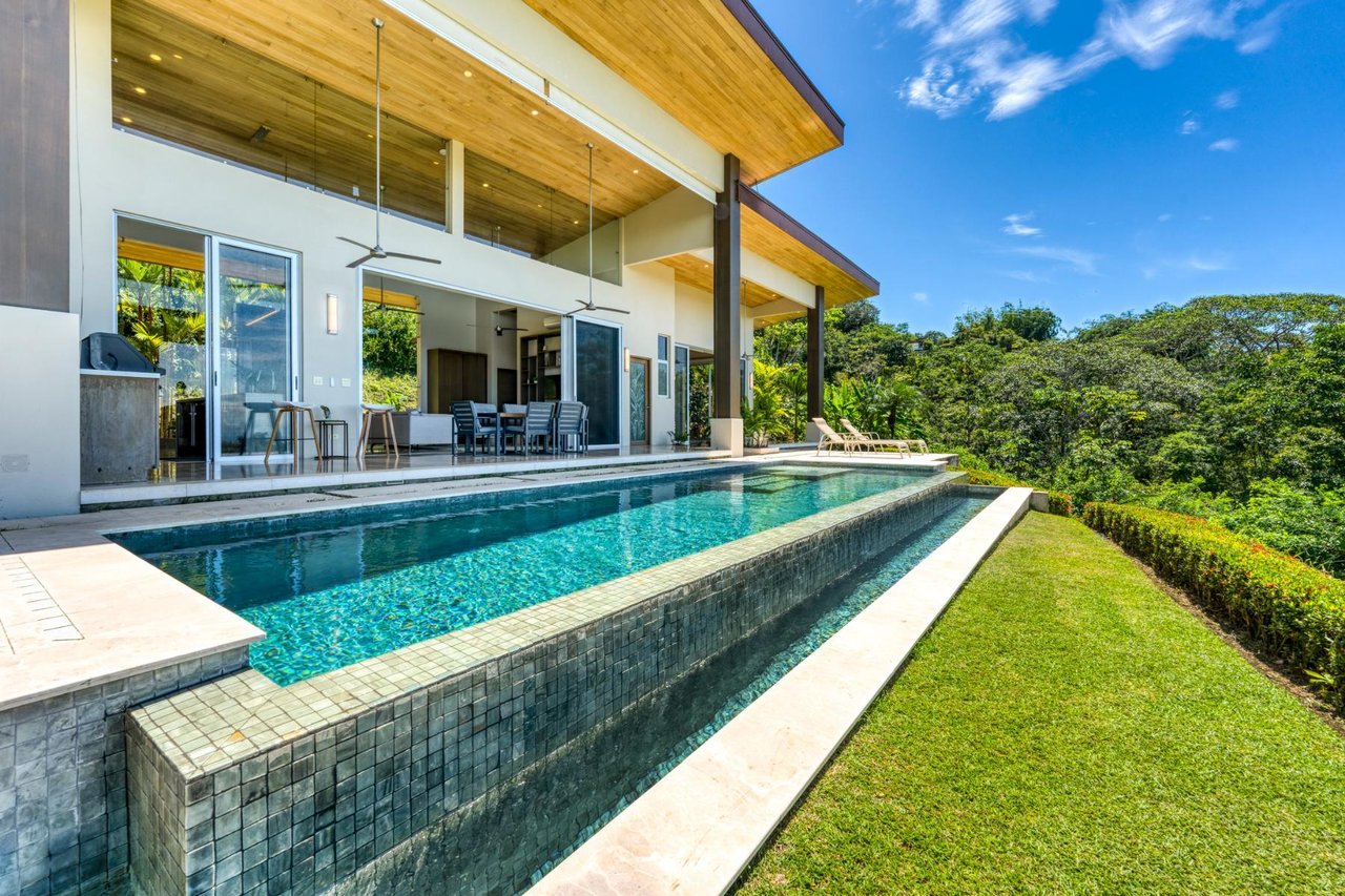 Gated Contemporary Sunset Estate, Dominical, Puntarenas