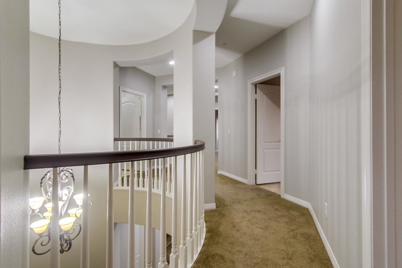781 Vista Point Cir