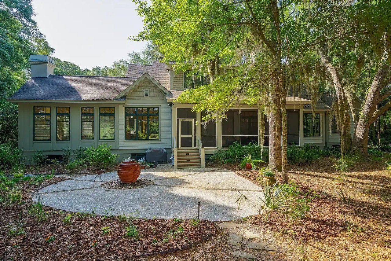 181 Spring Island Dr