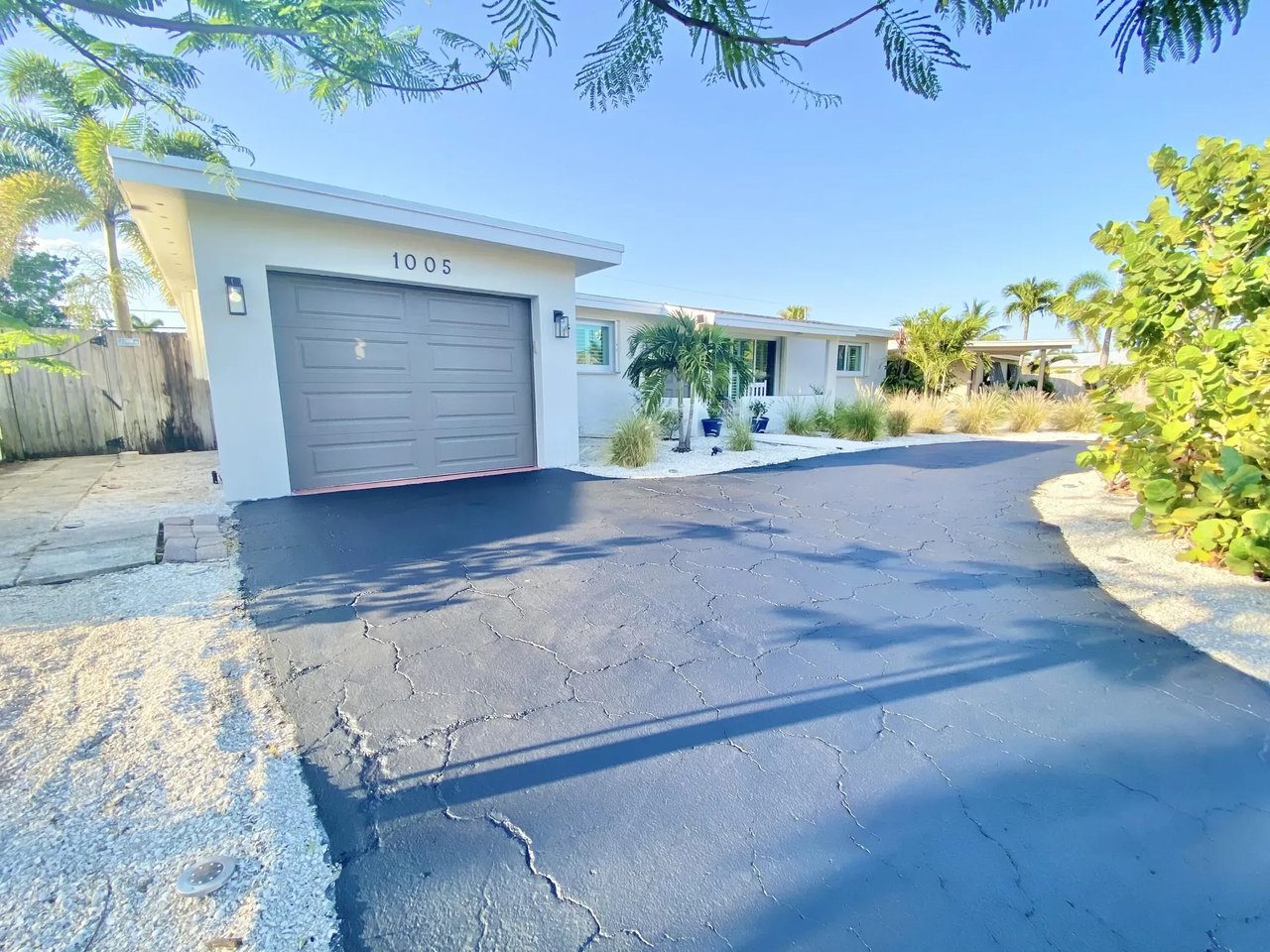 1005 SE 14th Dr