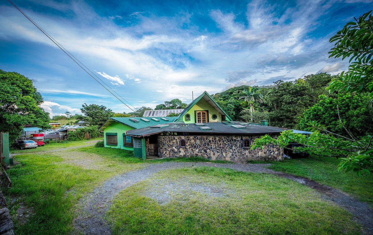 Main Road Commercial Property, Lake Arenal, Alajuela