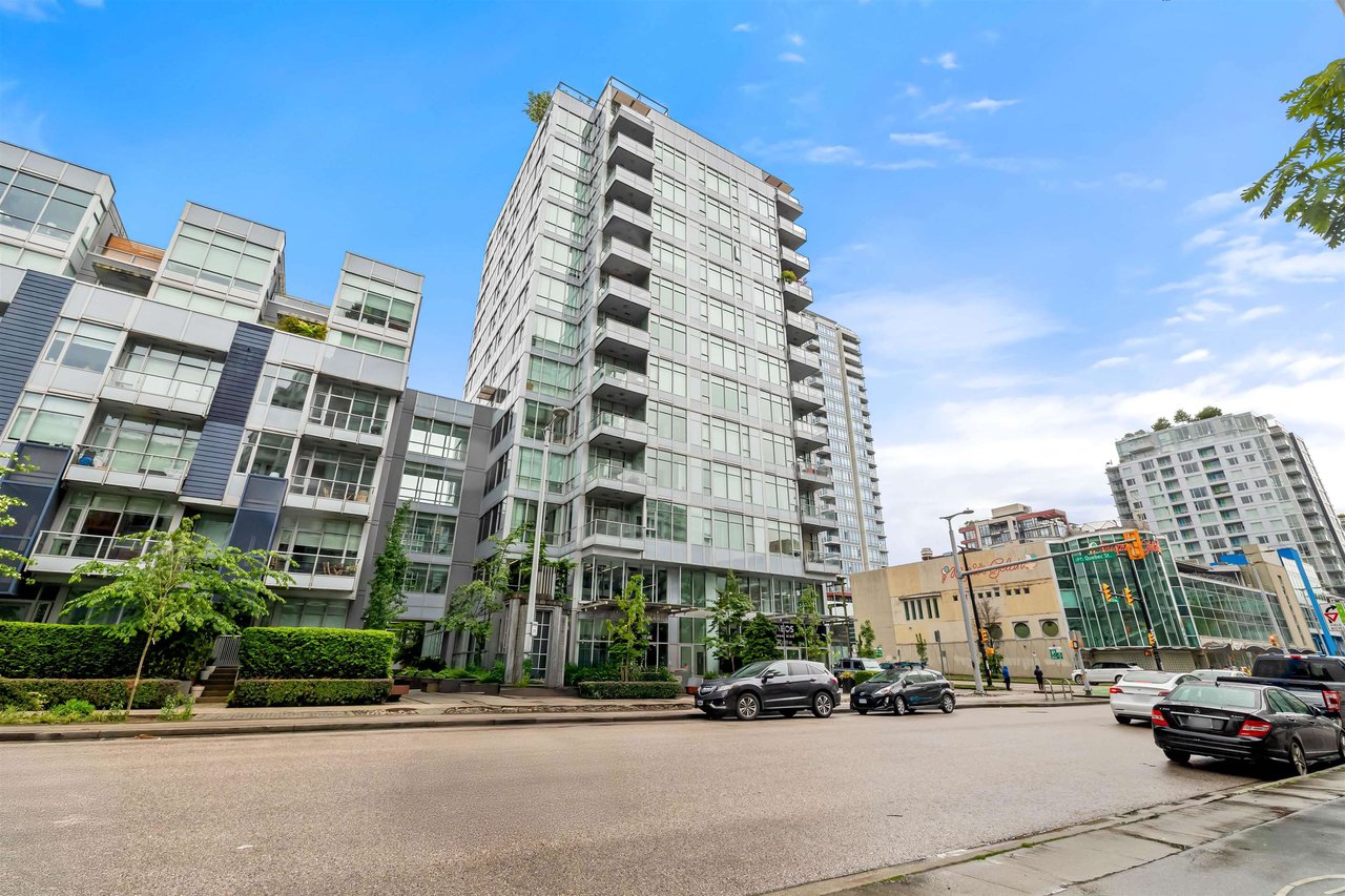 226-108 E 1st Ave