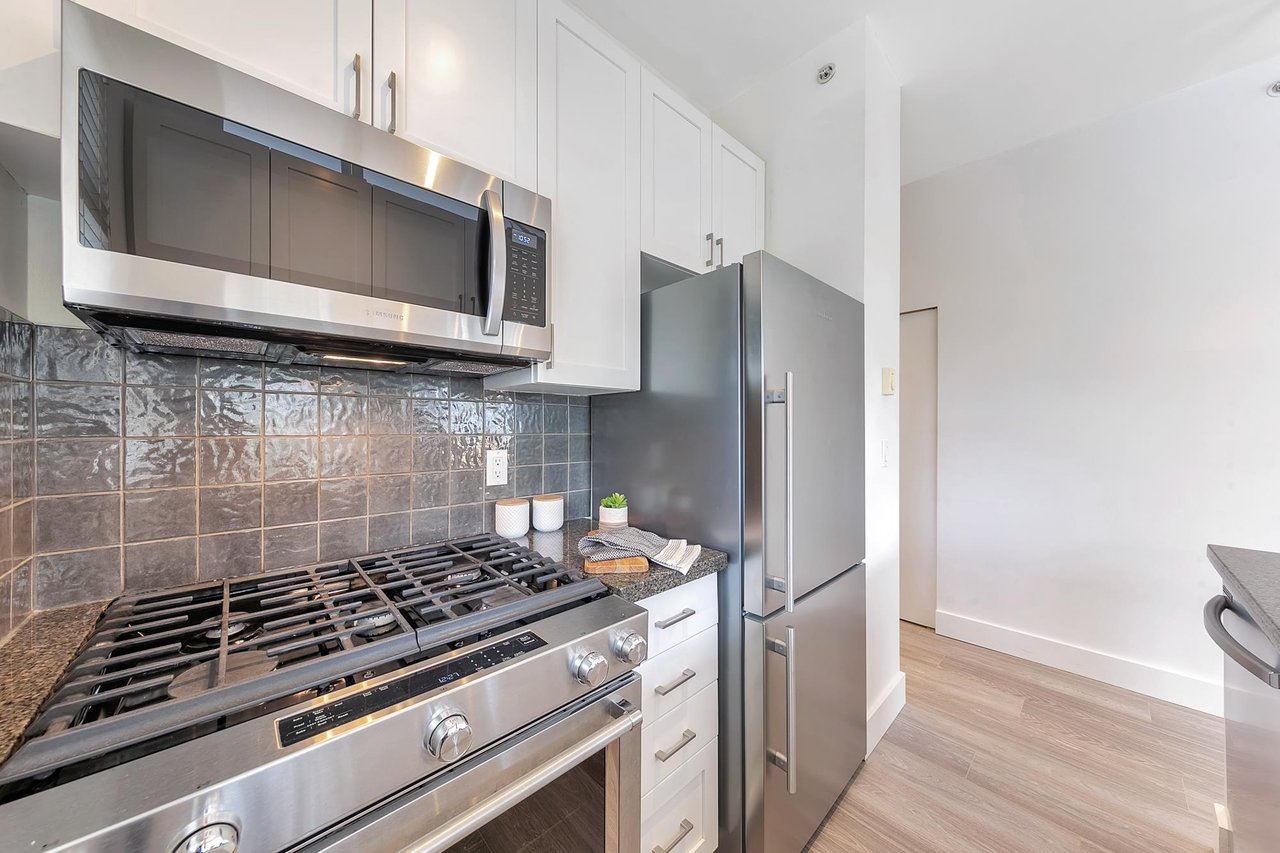102-1316 W 11th Avenue, Vancouver