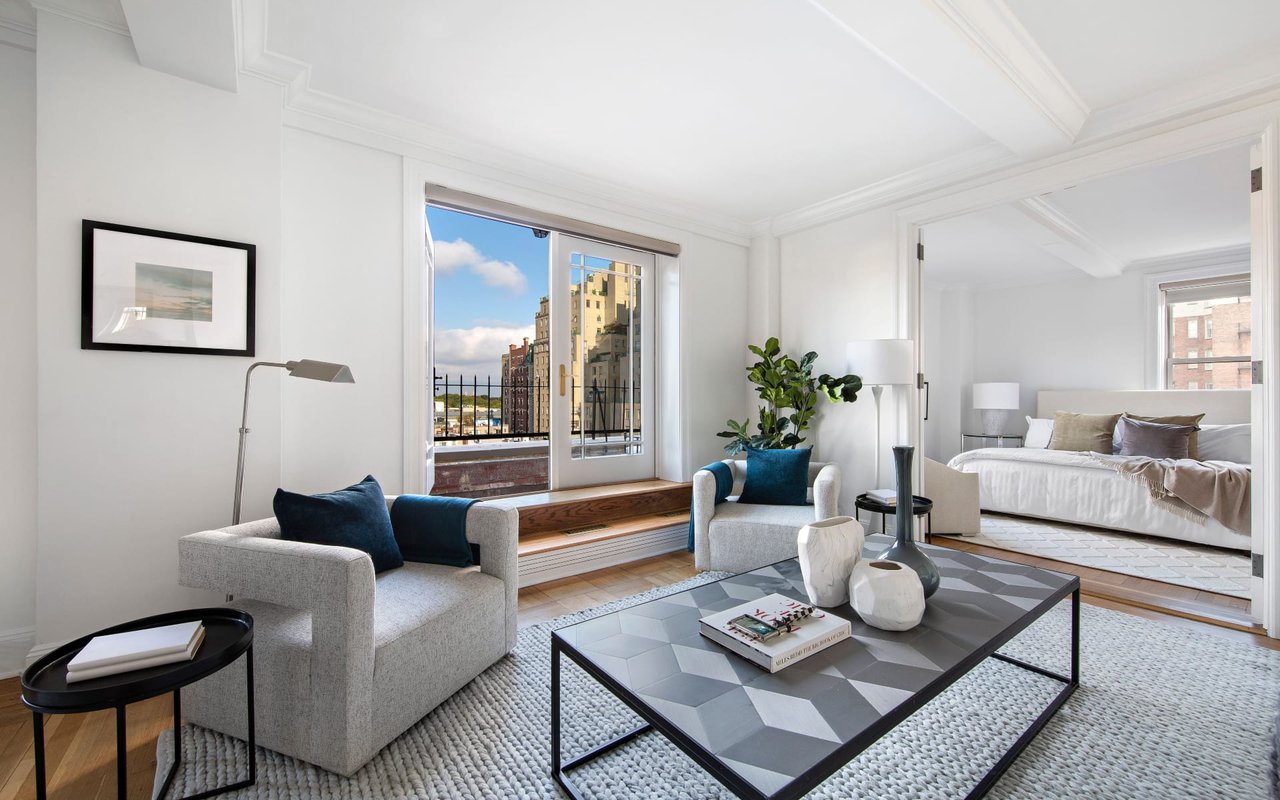 Jazz musician Chuck Mangione offers up N.Y. co-op near Central Park