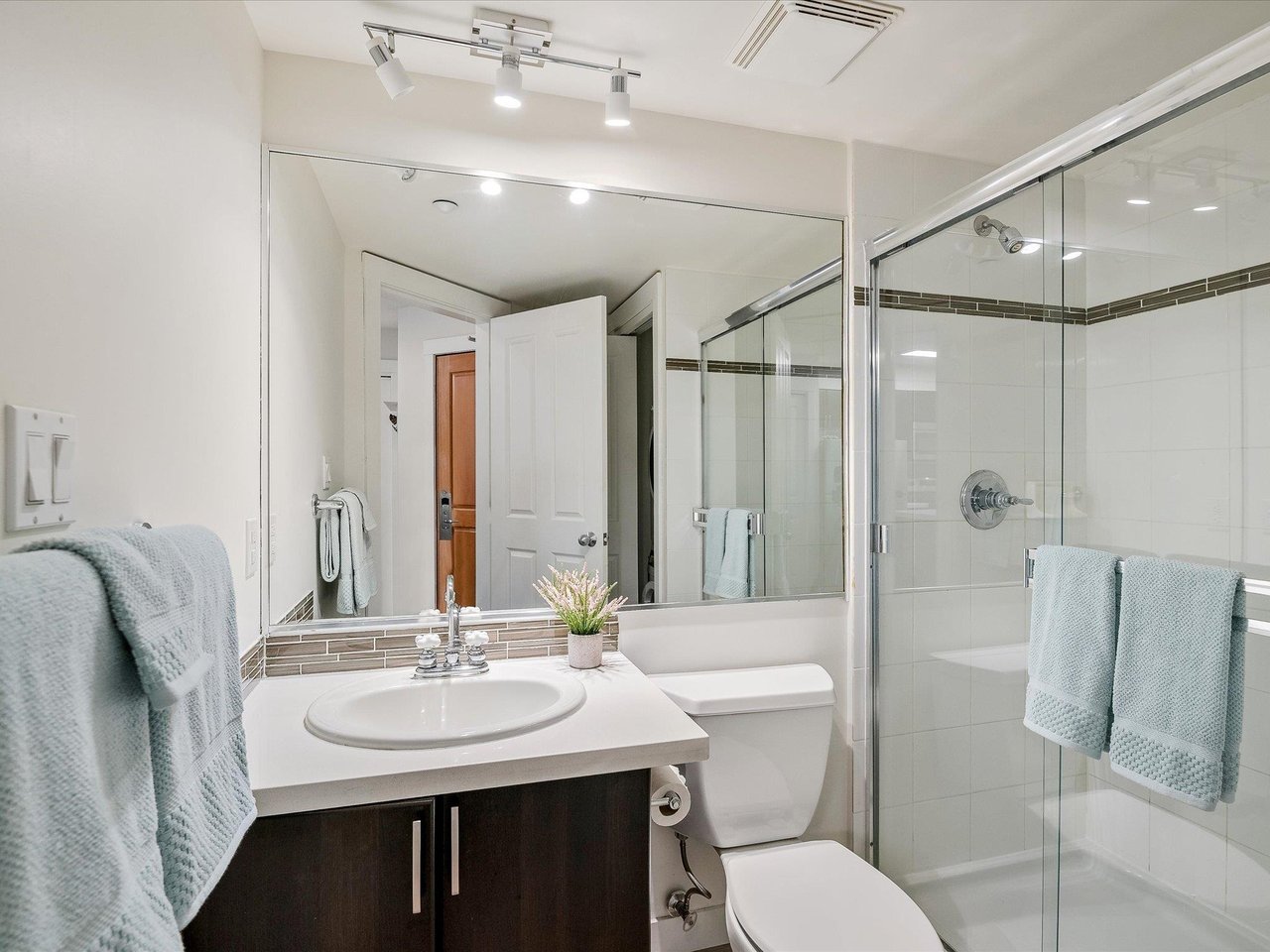 305-4660 Blackcomb Wy