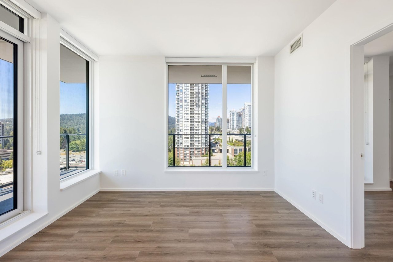 1210-3809 Evergreen Pl