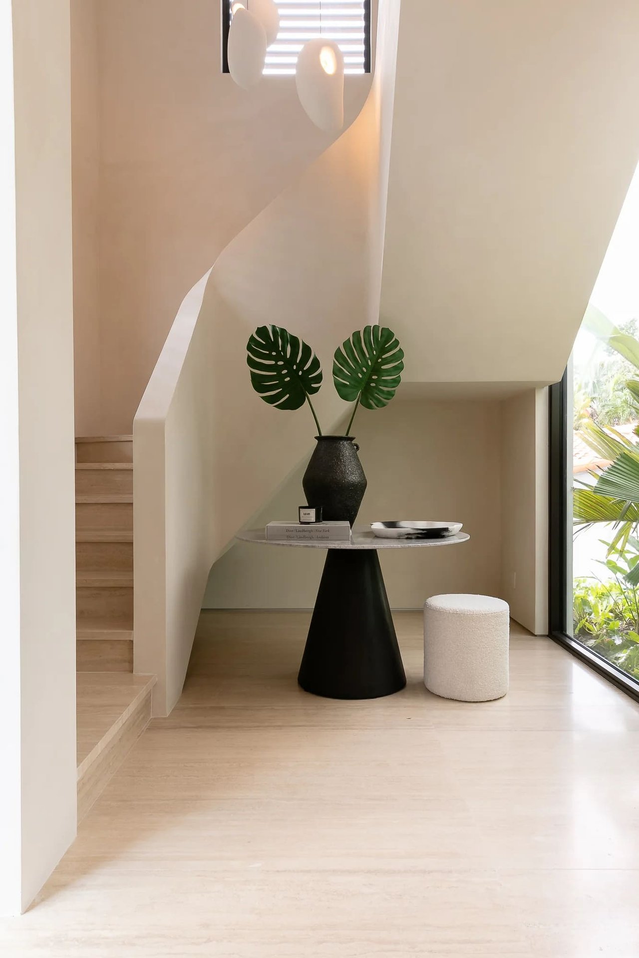 JO/GA Homes has commenced sales for La Corte, an opulent, self-sufficient residence boasting LEED Platinum certification. The home features a state-of-the-art photovoltaic solar setup and Tesla batteries, ensuring sustainable energy usage. (Posted March 2024)