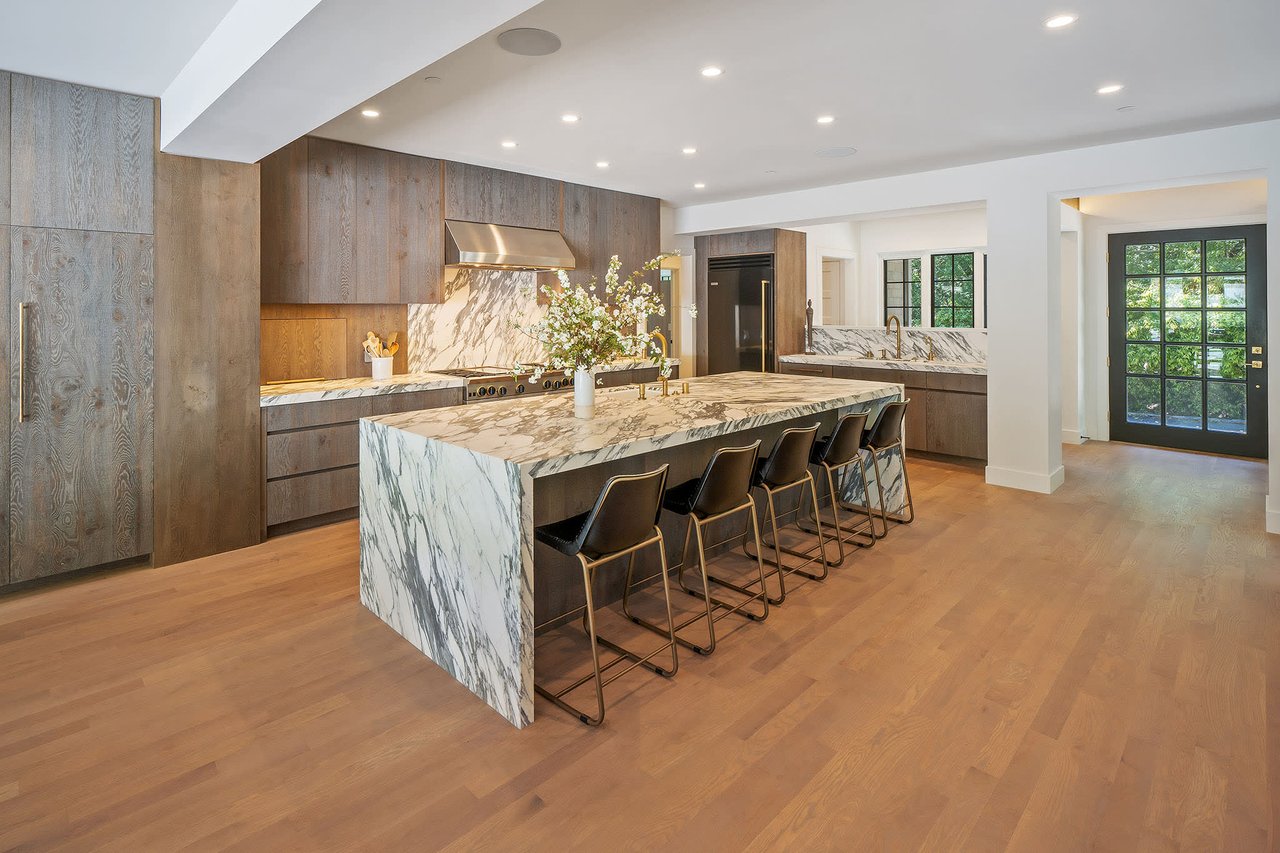Ross Modern Farmhouse
