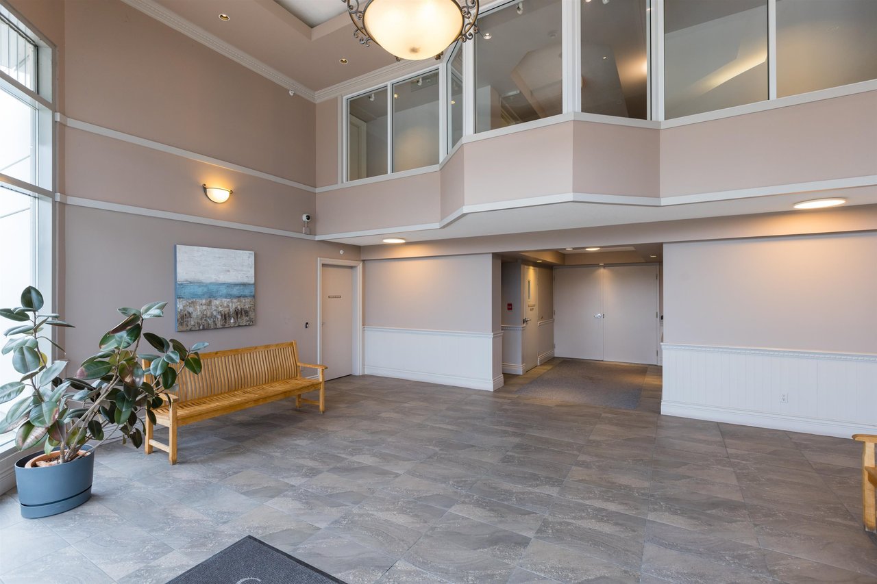 114-5860 Dover Cres