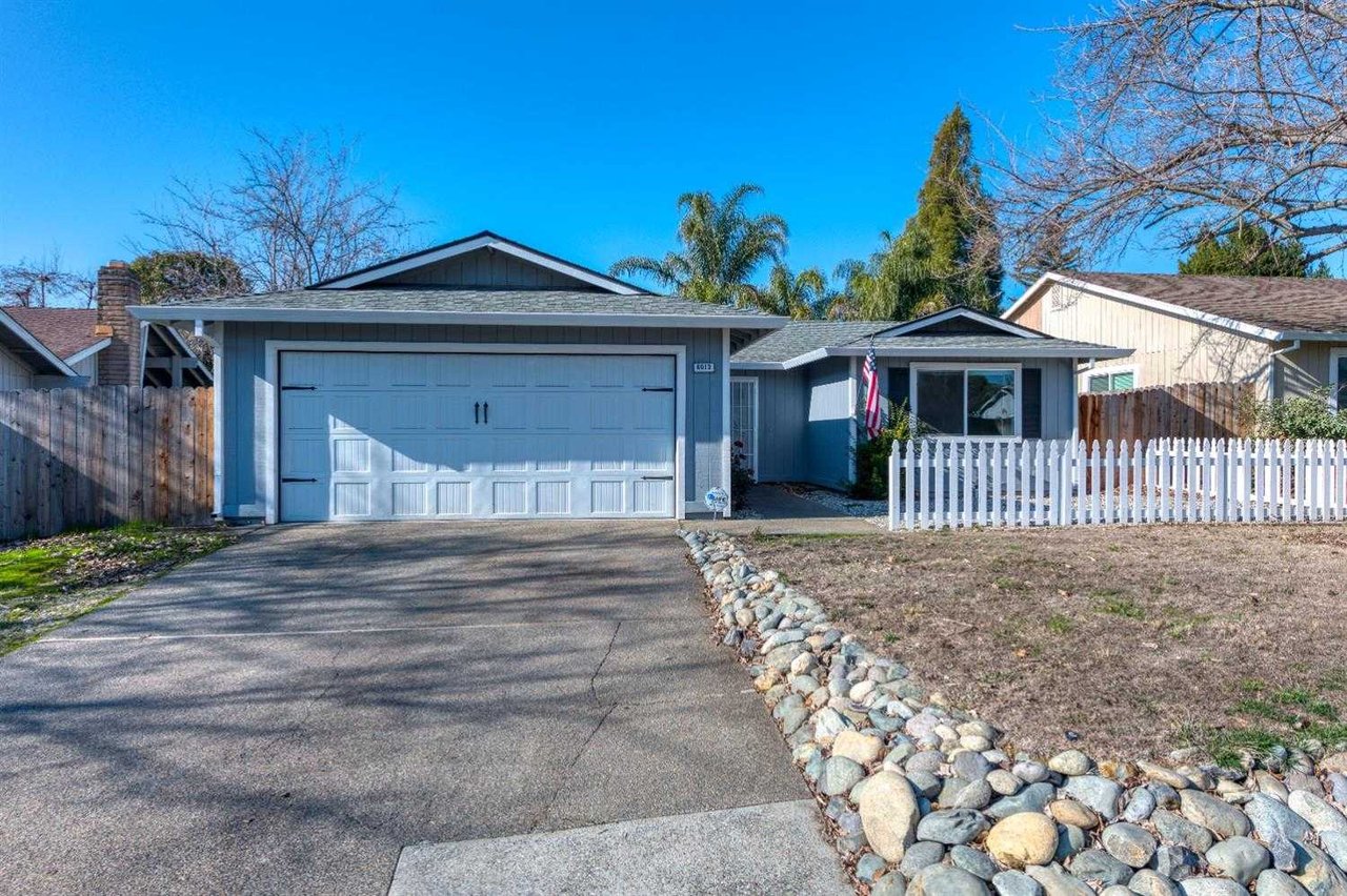 8013 Peppertree Way