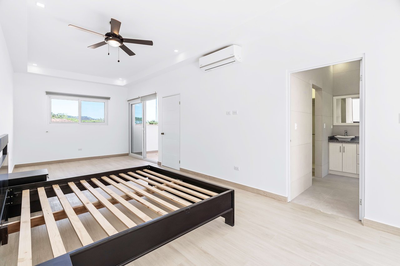 Jacarandas #24 | Luxurious New Townhome in Serene Setting Near Tamarindo