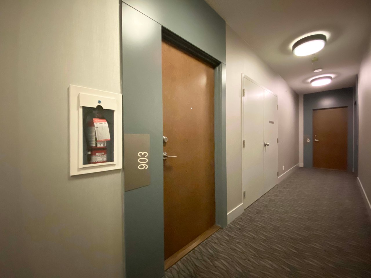 2200 Lake Shore Blvd W Unit: 903