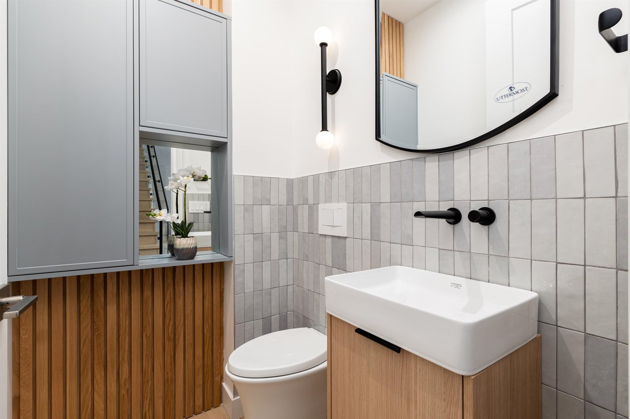 4063 W 41st Ave