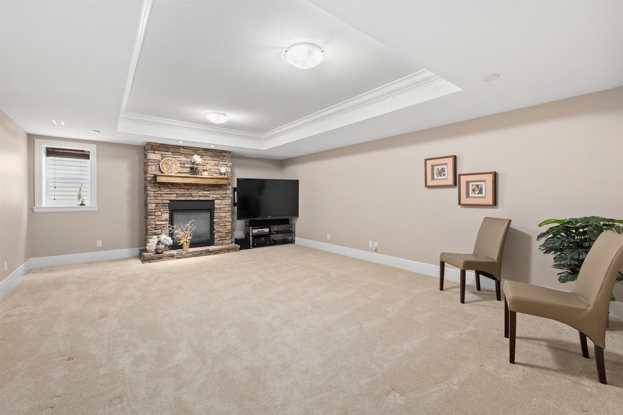 47088 Sylvan Dr