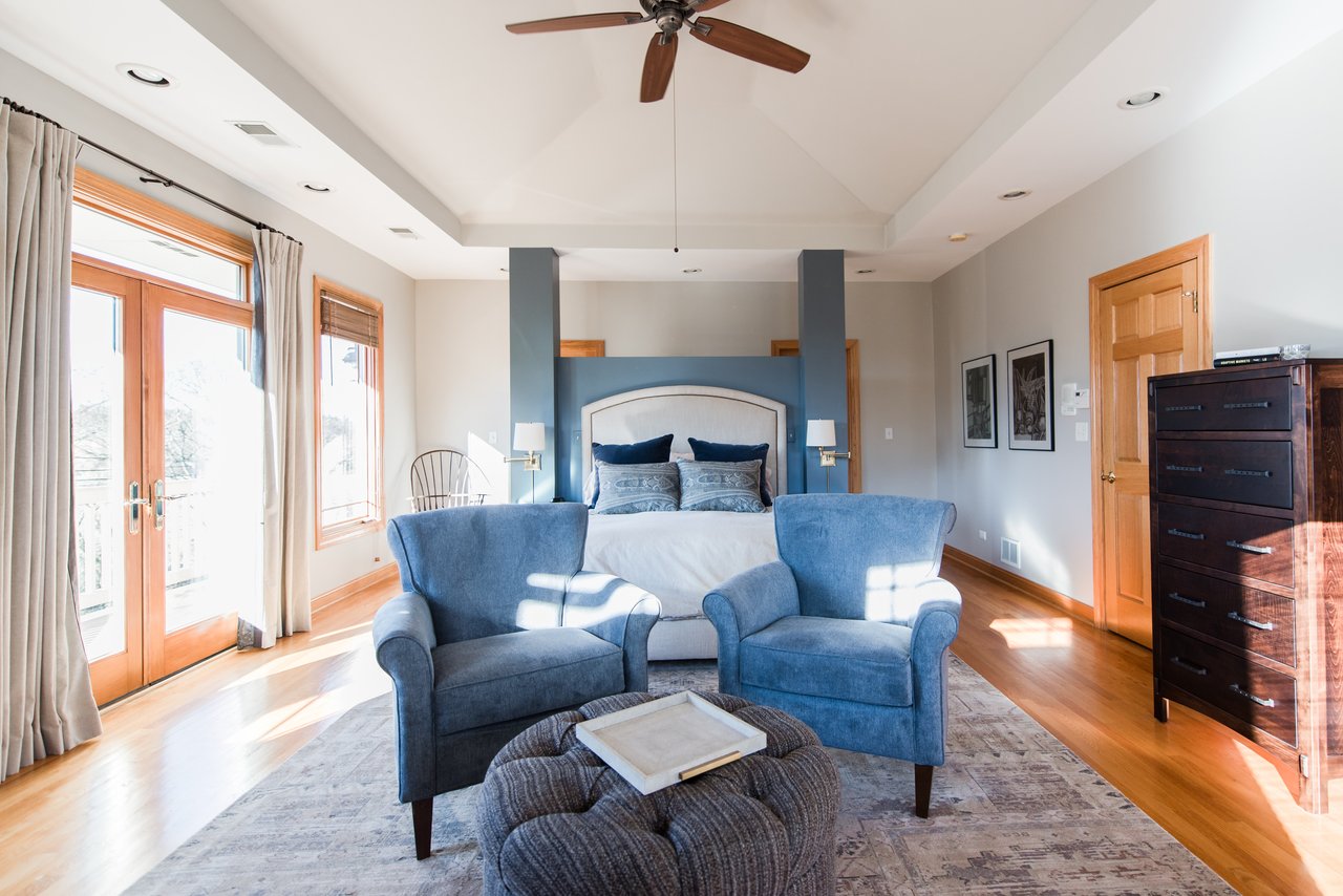 Effortless Combination Of Bright Open Space And Exceptional Craftsmanship