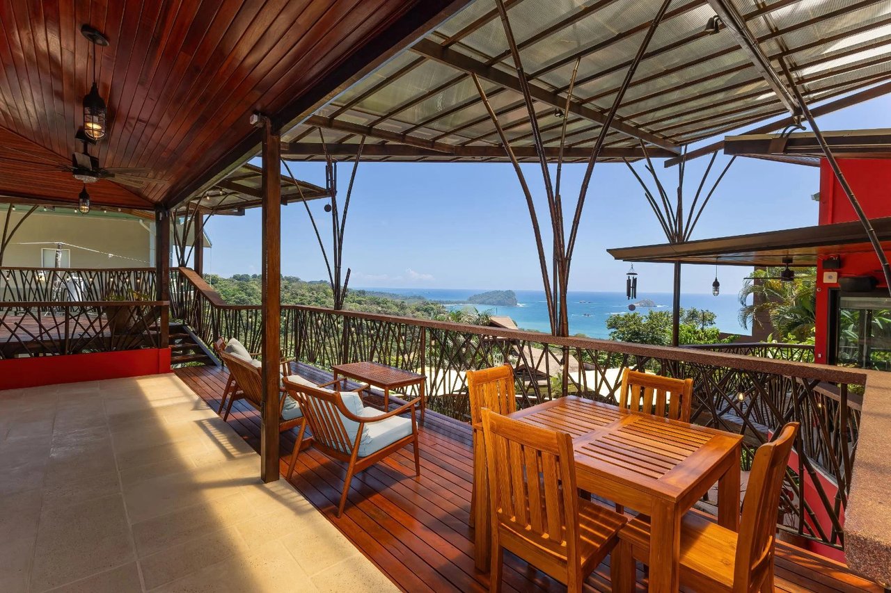 Multi Level Ocean View Villa, Manuel Antonio, Puntarenas