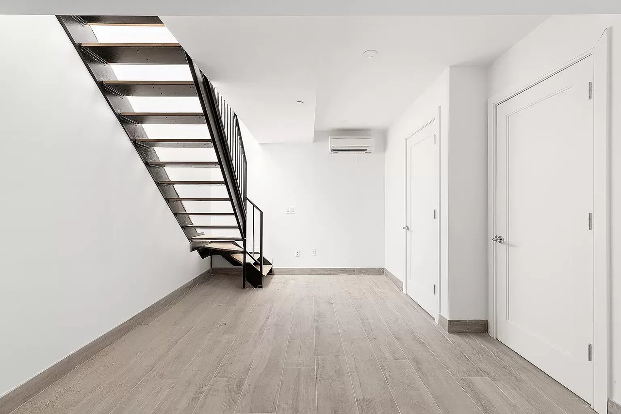 183 McGuinness Boulevard #1D