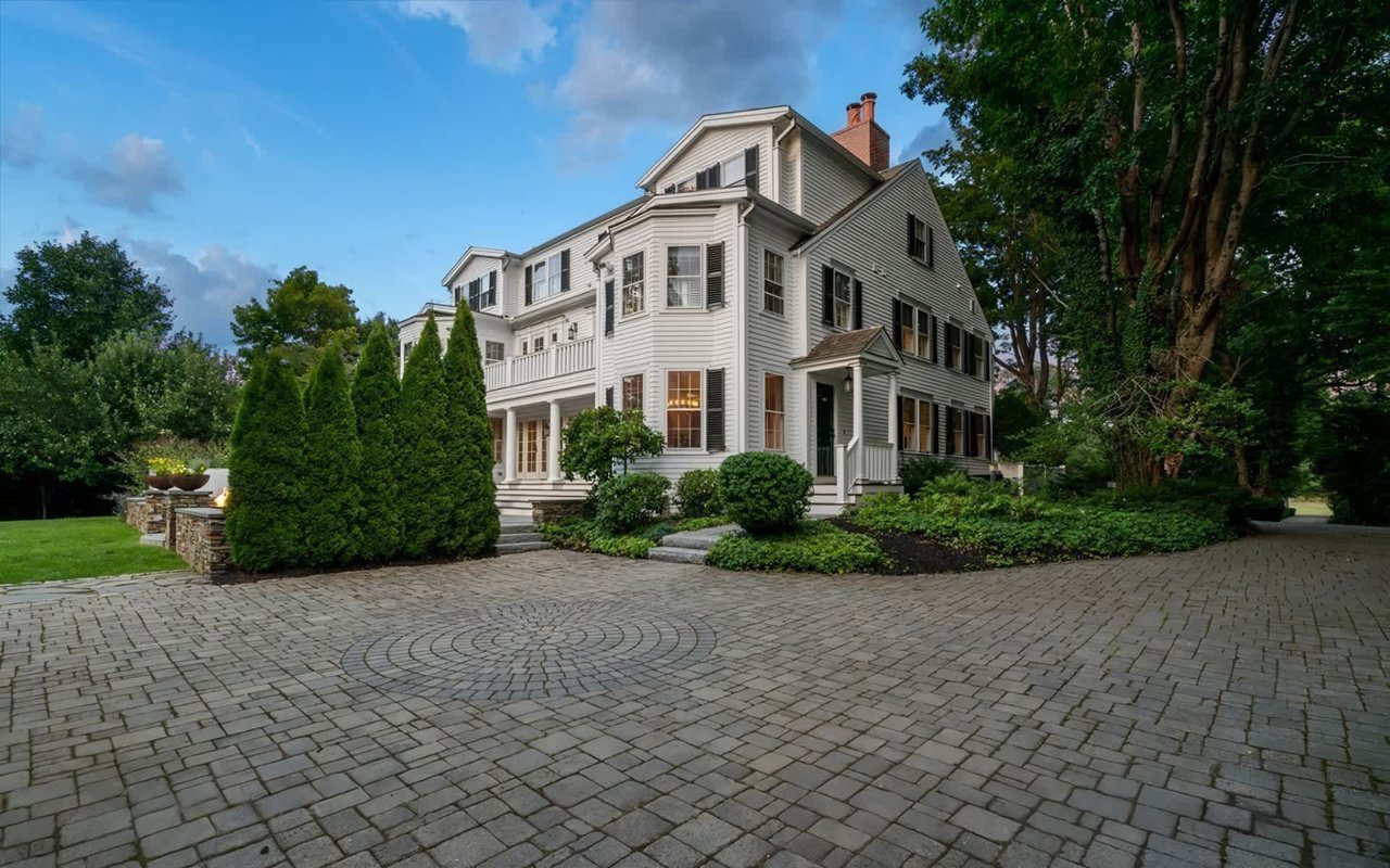 Luxury Home Design Trends for 2025