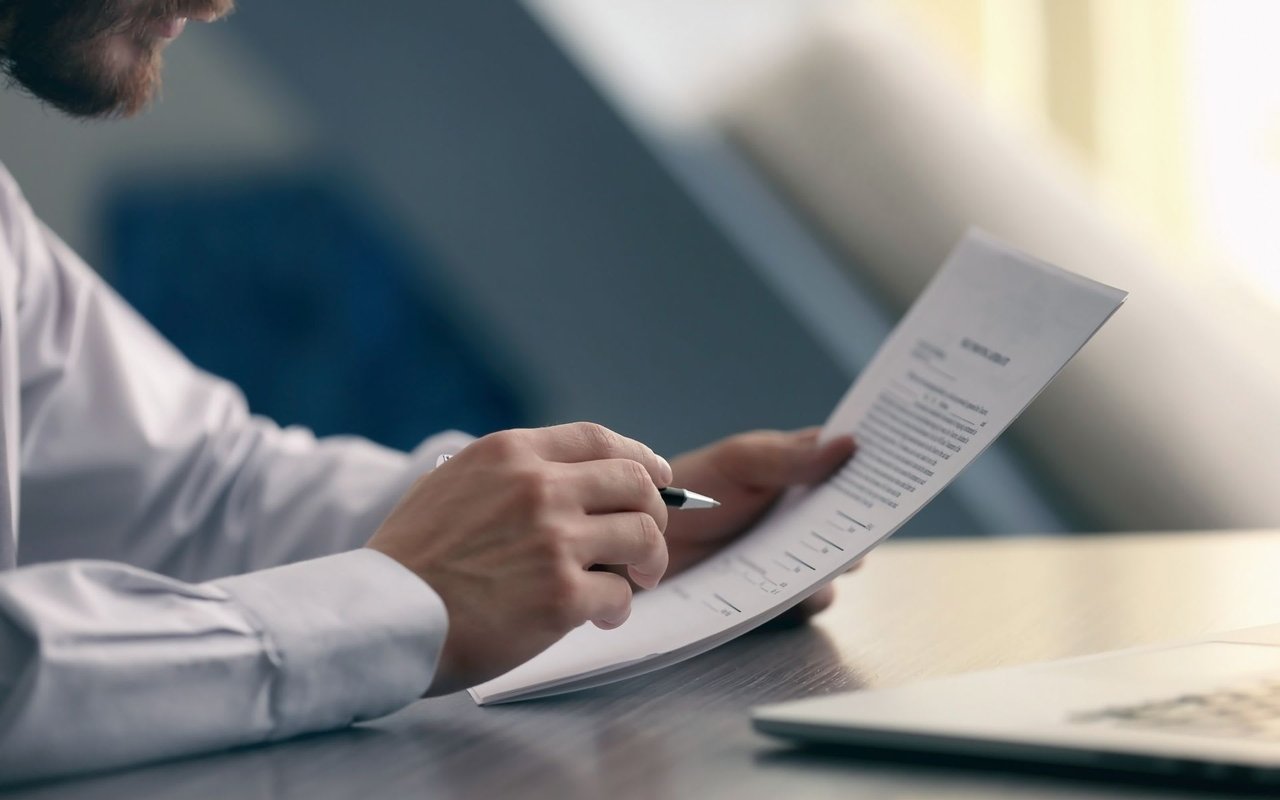 A List of Closing Documents an Attorney Can Help You Review and Understand