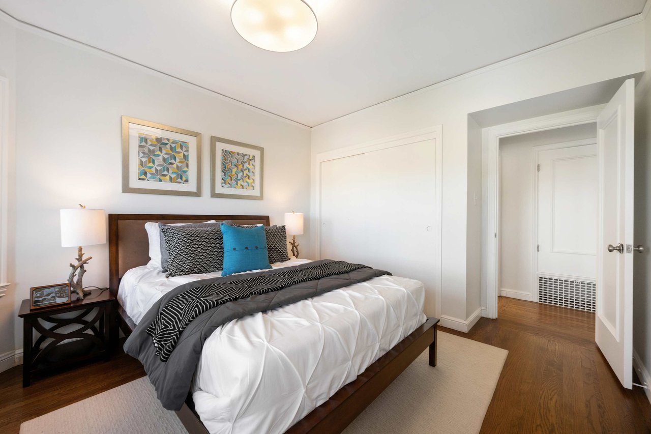 Classic Mediterranean in Forest Hill Extension